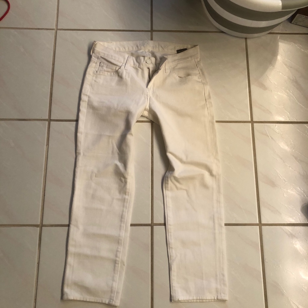 7 For All Mankind Cropped White Jeans Sz 25